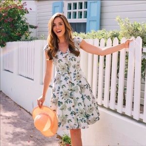 EUC Gal Meets Glam Lilly - Size 6